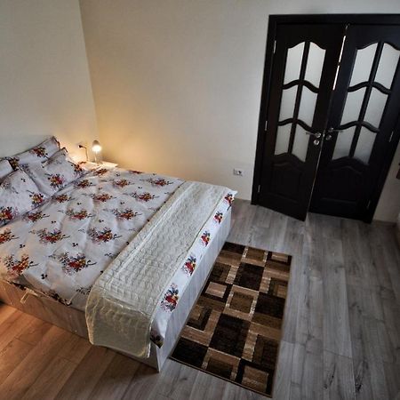 Flori'S Apartment บราชอฟ ภายนอก รูปภาพ